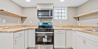 Recently Renovated 4 Bedroom Home in Swissvale - Available in March Gallery 9