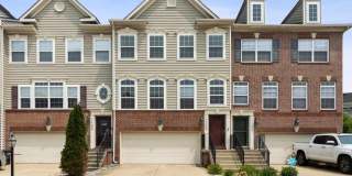 7364 MOCKINGBIRD CIR Gallery 1