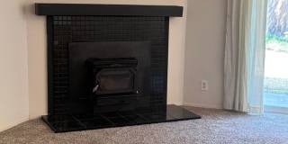 Blue Heron Townhome - Split Level 2 Bedroom located near Winslow Gallery 12