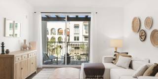 Eddy Redondo Residences Gallery 72