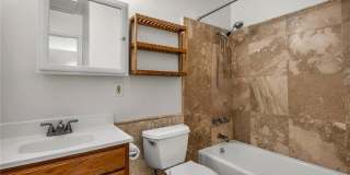 1440 Manhattan Beach Gallery 16