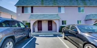 Spacious 2brm 1.5ba townhome Condo in The Villas off Conway Rd. Gallery 16