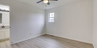 1119 S Saint Louis Avenue Gallery 15