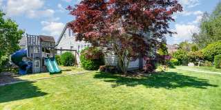 Charming North Admiral Craftsman w/ Modern Updates! Gallery 35