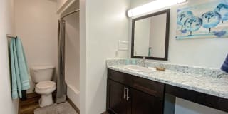 Camelot East Apartments Gallery 8