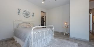 5861 E Cloud Road Gallery 36