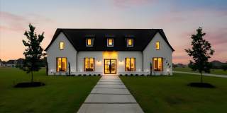 1240 Deerfield Drive Gallery 1