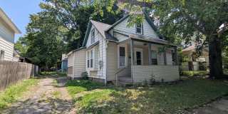 Discover this newly renovated 3-bedroom, 1-bath home in Akron Gallery 1