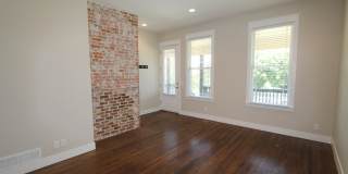 Midtown Renovated Duplex - Hardwood Floors, Exposed Brick Gallery 16