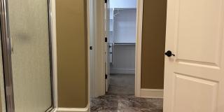 6921 Worth Ave East Gallery 18