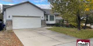 Updated Rambler with Vaulted Ceilings For Rent! Gallery 1