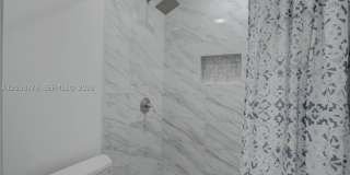 616 SW 11th Ct Gallery 29