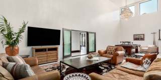 Stunning 7BR House in Camelback Canyon Gallery 30