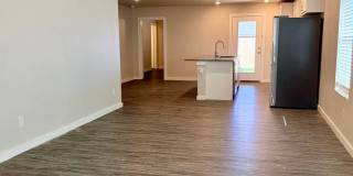 Pre-Leasing for July - 3 Bedroom 2 Bath Home In Elm Meadows! Gallery 3