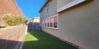 Beautifully renovated, cul-de-sac, Mesa Park adjacent home in Summerlin. Gallery 93