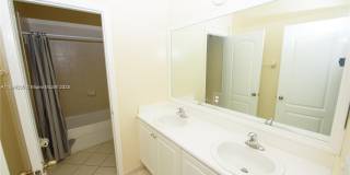 174 NE 32nd Ter Gallery 37