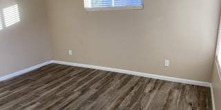 9205 N 59th Avenue Gallery 8