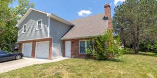 Large 3 Bedroom Southside Duplex Gallery 1