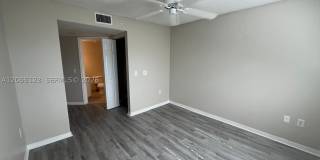4171 N Haverhill Rd Gallery 26