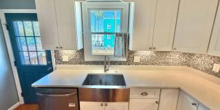 Beautiful Benning 3 Bedroom Renovated Bungalow Home with Yard, Parking, W/D. Gallery 11