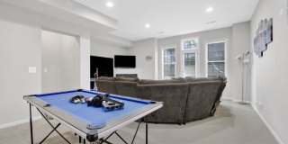 1512 N Wood St Gallery 9