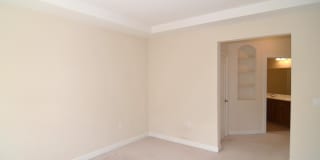 600 EDELEN STATION Place Gallery 14