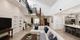 33 Oregon Lane Gallery 6