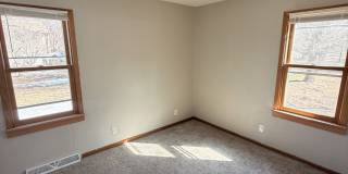6909 Lakeview Drive Gallery 4