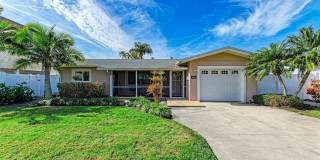 6000 BAYOU GRANDE BOULEVARD NE Gallery 2