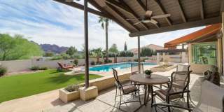 Beautiful 5 bed/4 bath + Den in Desirable Paradise Valley Gallery 51