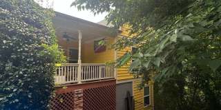 Large 4 Bedroom, 3 bathroom house near Downtown Gallery 4