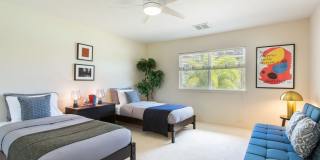 Modern Water Front Condo w/Gorgeous Views, A/C, Yard, & Shared Pool. Ohana Kai Modern Water Front Condo w/Gorgeous Views, A/C, Yard, & Shared Pool. Ohana Kai Gallery 13