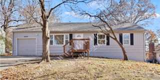 Beautiful Renovated 3 Bed 2.5 Bath Ranch in Raytown-Coming SOON!! Gallery 1
