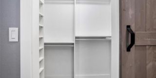 8907 N BOULEVARD Gallery 6