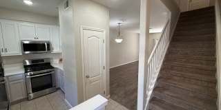 2-Bedroom Martinez Townhome Near The Village Oaks Shopping Plaza Gallery 1