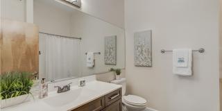 Luxury Downtown Condo with City Views Gallery 24