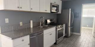 Lone Pine Mobile Home Park Gallery 1