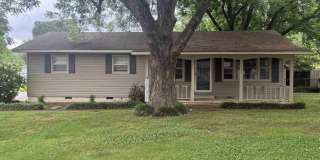 500 Crestline Drive Gallery 1