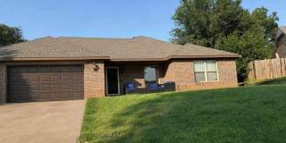 3215 Highland Dr Gallery 1