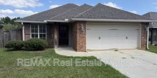 25 Hawthorne Dr Gallery 1