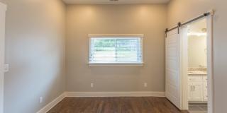 Remodeled 3 Bedroom Close to Downtown Gallery 8