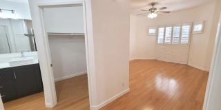 5420 Sylmar Ave Apt 106 Gallery 13