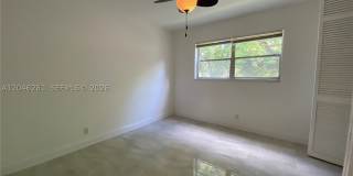 601 SE 5th Ct Gallery 8