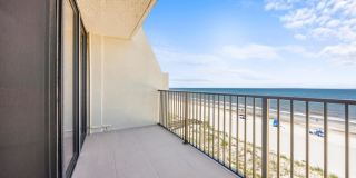 2100 OCEAN Drive Gallery 61