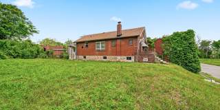 FOR RENT – 1965 Arlington Ave Gallery 43