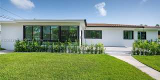 1621 S Treasure Dr Gallery 6