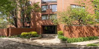 1169 S Plymouth Court Gallery 1