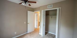 20978 TOBACCO Square Gallery 20
