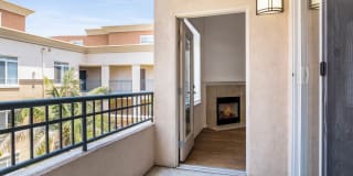 Belle Fontaine Gallery 22