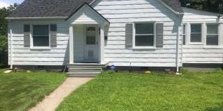 Cape Cod House in Central Norfolk Gallery 1
